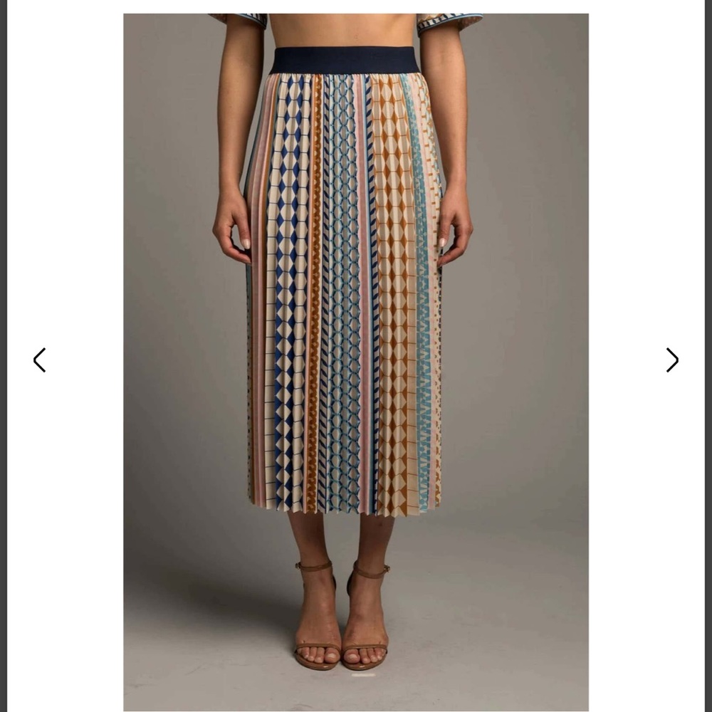 Le Superbe Moroccan Tiles Pleated Midi Skirt - NWT